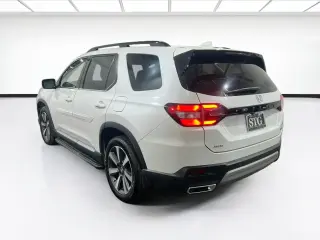 Honda Pilot 2023 AWD Touring 4dr SUV