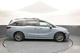 Honda Odyssey 2025 Touring 4dr Mini-Van