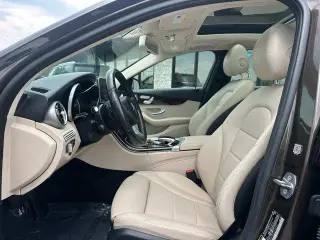 Mercedes-Benz Clase C 2017 tracción total C 300 Luxury 4MATIC 4dr Sedán