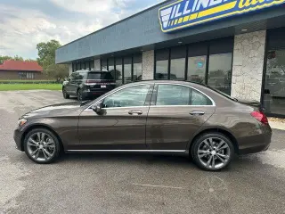 Mercedes-Benz Clase C 2017 tracción total C 300 Luxury 4MATIC 4dr Sedán