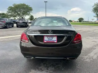 Mercedes-Benz Clase C 2017 tracción total C 300 Luxury 4MATIC 4dr Sedán