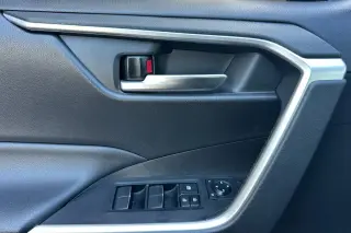 Toyota RAV4 Híbrido 2021 AWD XLE Premium 4dr SUV