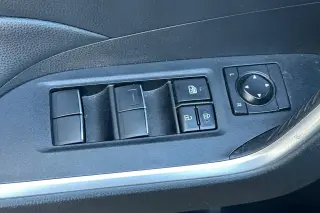Toyota RAV4 Híbrido 2021 AWD XLE Premium 4dr SUV