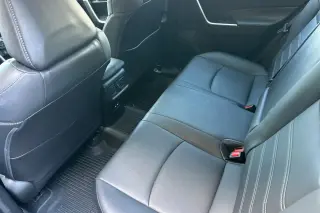 Toyota RAV4 Híbrido 2021 AWD XLE Premium 4dr SUV