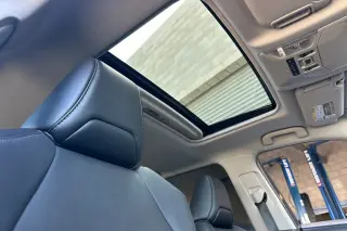 Toyota RAV4 Híbrido 2021 AWD XLE Premium 4dr SUV