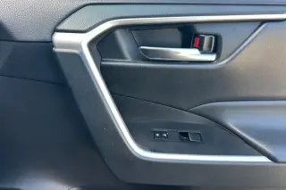Toyota RAV4 Híbrido 2021 AWD XLE Premium 4dr SUV