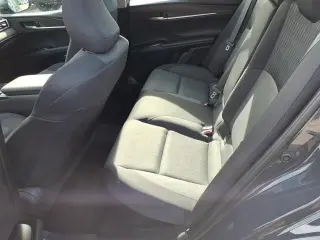 Toyota Camry 2026 LE 4dr Sedán