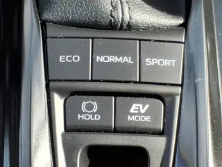 Toyota Camry 2026 LE 4dr Sedán