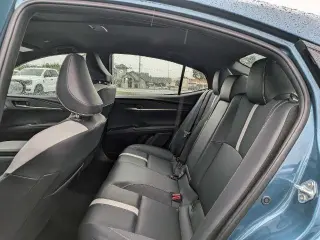 Toyota Camry 2025 SE 4dr Sedán