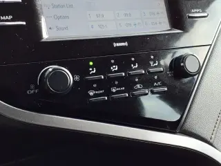 Toyota Camry 2020 LE 4dr Sedán