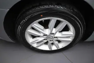 Toyota Avalon 2015 Limited 4dr Sedan