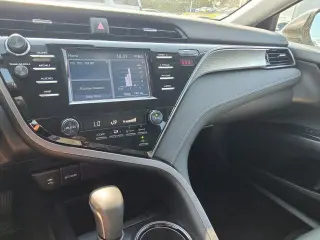Toyota Camry 2019 SE 4dr Sedán