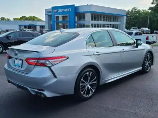Toyota Camry 2019 SE 4dr Sedán