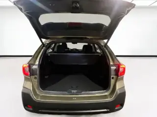 Subaru Outback 2023 AWD Touring XT crossover 4 puertas
