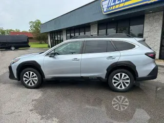 Subaru Outback 2023 AWD Premium 4dr Crossover