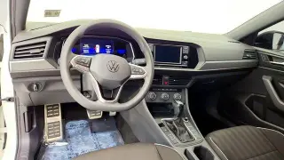 Volkswagen Jetta 2023 Sport Sedán 4 puertas 8A