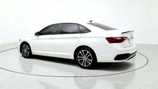 Volkswagen Jetta 2023 Sport Sedán 4 puertas 8A