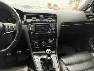 Volkswagen Golf GTI 2015 S 4dr Hatchback 6M