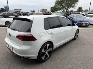 Volkswagen Golf GTI 2015 S 4dr Hatchback 6M