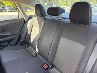 Volkswagen Jetta 2024 S 4dr Sedán 8A