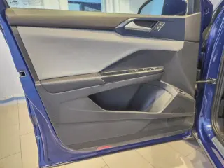 Volkswagen Taos 2023 AWD SE 4Motion 4dr SUV