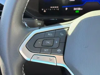 Volkswagen Taos 2023 S 4dr SUV