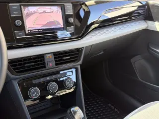 Volkswagen Taos 2023 S 4dr SUV