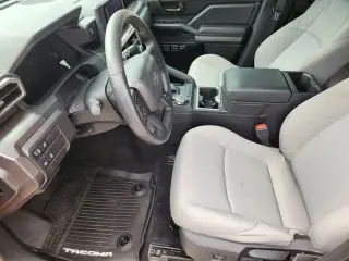 Toyota Tacoma 2026 4x4 TRD Sport 4dr Double Cab 6.1 ft LB