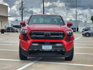 Toyota Tacoma 2026 4x4 TRD Sport 4dr Double Cab 6.1 ft LB