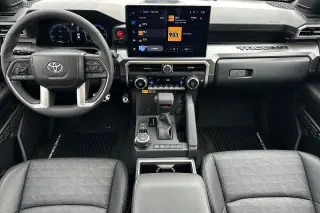 Toyota Tacoma 2026 4x4 TRD Sport 4p Puerta Doble Cabina Doble 5.0 ft SB 8A