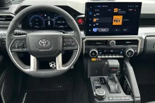 Toyota Tacoma 2026 4x4 TRD Sport 4p Puerta Doble Cabina Doble 5.0 ft SB 8A