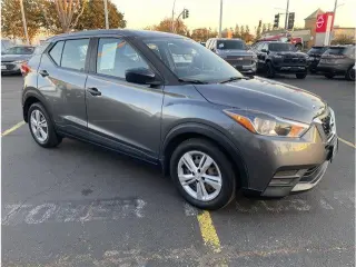 Nissan Kicks 2020 S 4dr Crossover