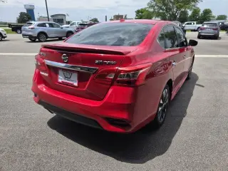 Nissan Sentra 2019 SR TURBO Sedán de 4 puertas