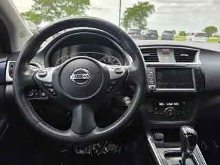 Nissan Sentra 2019 SR TURBO Sedán de 4 puertas