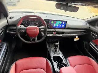 Kia K4 2025 GT-Line 4dr Sedán