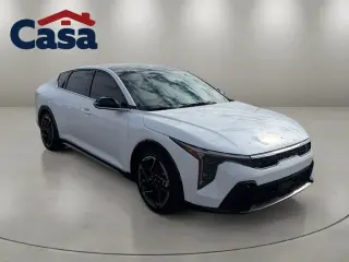 Kia K4 2025 GT-Line 4dr Sedán