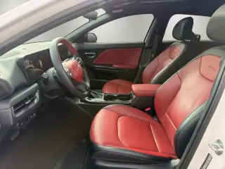Kia K4 2025 GT-Line 4dr Sedán