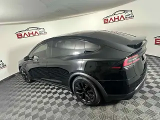 Modelo Tesla X 2022