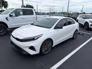 Kia Forte 2024 GT 4dr Sedán 6M