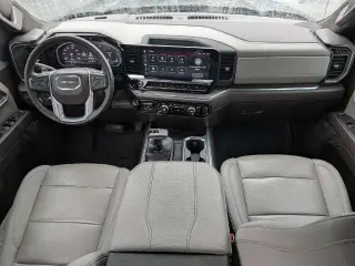 GMC Sierra 1500 2024 4x4 SLT 4dr Crew Cab 5.8 ft. SB