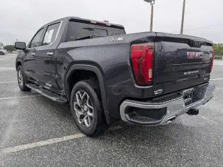 GMC Sierra 1500 2024 4x4 SLT 4dr Crew Cab 5.8 ft. SB