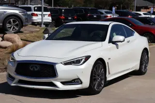 2017 INFINITI Q60