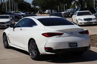 2017 INFINITI Q60