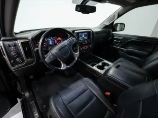 GMC Sierra 1500 2015 4x4 Denali 4dr Crew Cab 5.8 ft. SB