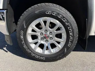 GMC Sierra 1500 2014 4x4 SLE 4dr Crew Cab 5.8 ft. SB