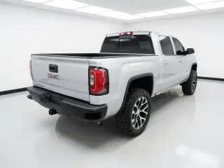 GMC Sierra 1500 2018 4x4 SLT 4dr Crew Cab 5.8 ft. SB