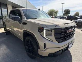 GMC Sierra 1500 2022 4x4 Elevation Standard 4dr Crew Cab 5.8 ft. SB