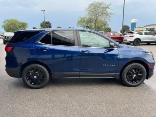 Chevrolet Equinox 2022 4x4 LT 4dr SUV w/2FL