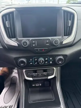 GMC Terrain 2023 AWD SLT 4p SUV