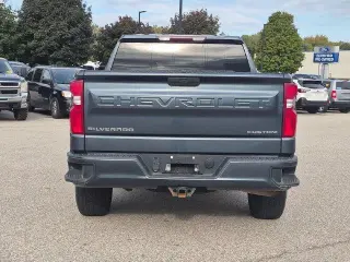 Chevrolet Silverado 1500 2020 4x4 Custom 4dr Crew Cab 5.8 ft. SB